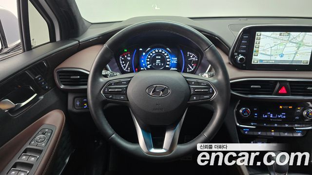 Hyundai Santafe 2019 — photo 19