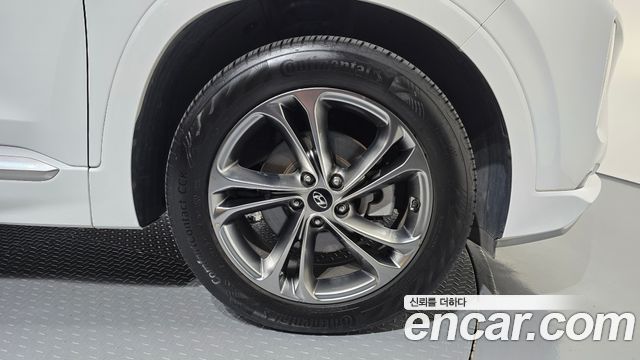 Hyundai Santafe 2019 — photo 7
