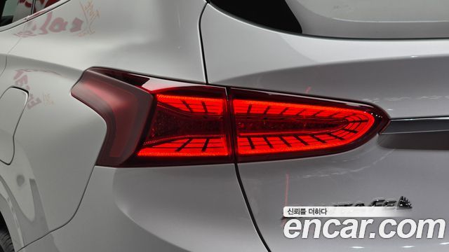 Hyundai Santafe 2019 — photo 9