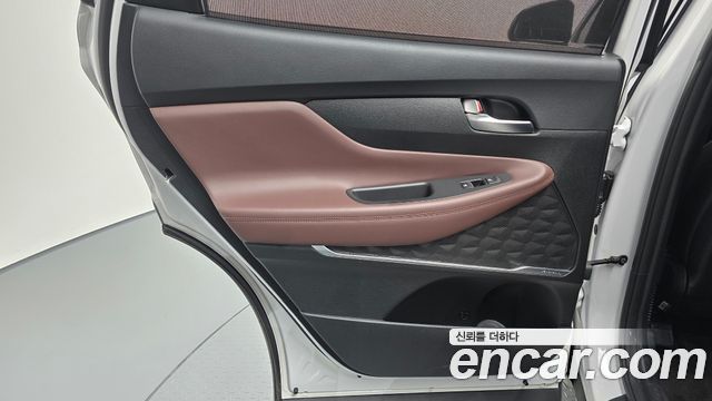 Hyundai Santafe 2019 — photo 15