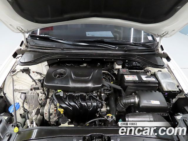 Hyundai AVANTE 2018 — photo 6