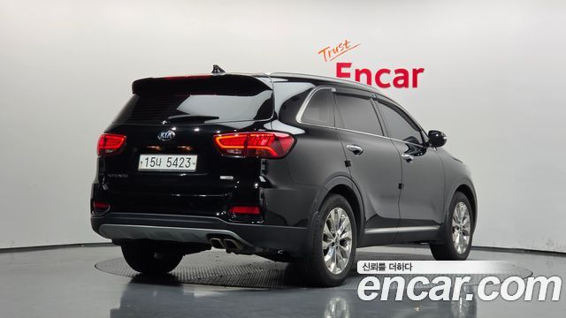 Kia Sorento 2018 — photo 2