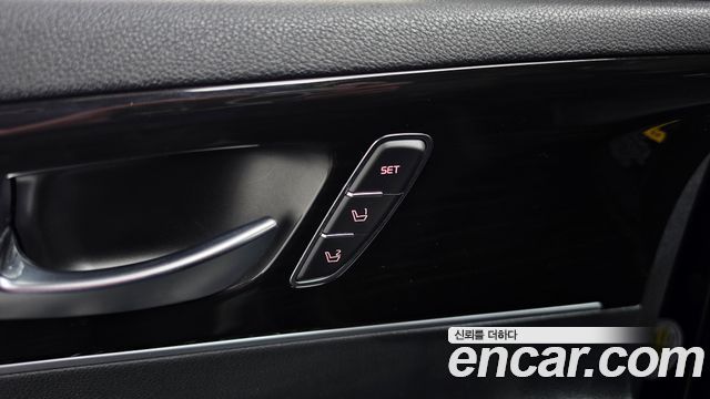 Kia Sorento 2018 — photo 31