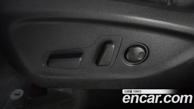 Kia Sorento 2018 — photo 32