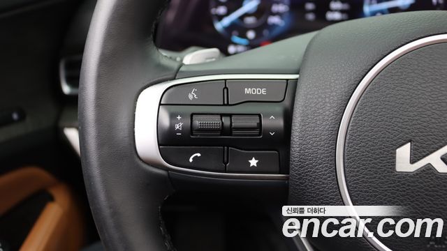 Kia Sportage 2023 — photo 14