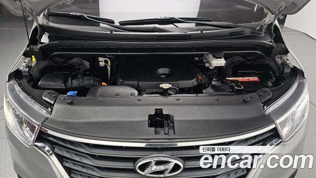 Hyundai Starex 2019 — photo 6