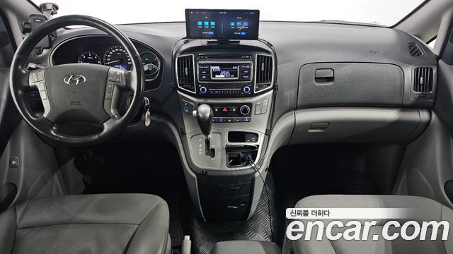 Hyundai Starex 2019 — photo 7