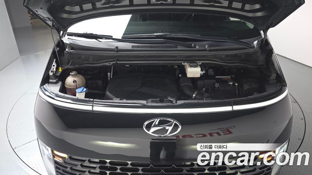 Hyundai Staria 2022 — photo 6