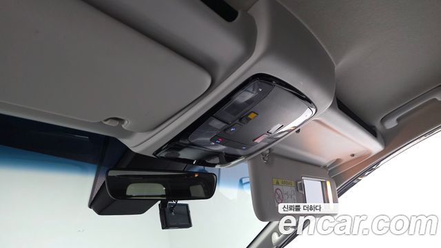Hyundai Staria 2022 — photo 25