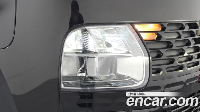 Hyundai Staria 2022 — photo 8