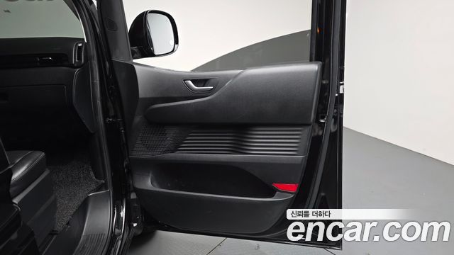 Hyundai Staria 2022 — photo 14