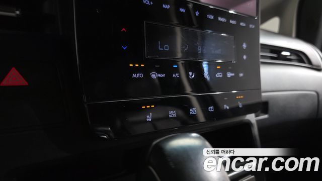 Hyundai Staria 2022 — photo 32