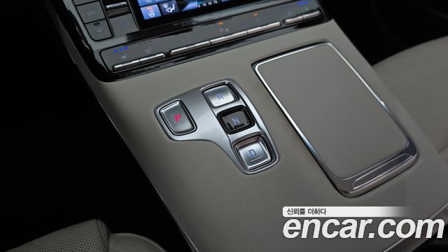 Hyundai Grandeur 2023 — photo 12
