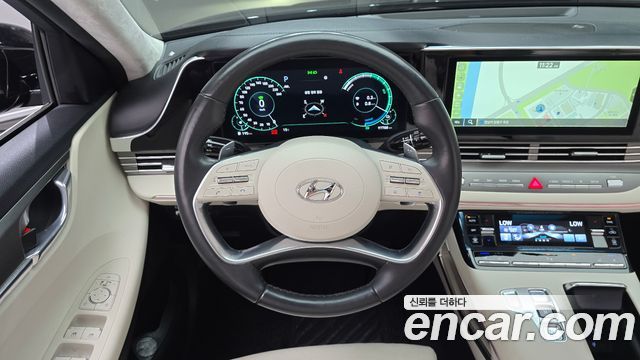 Hyundai Grandeur 2023 — photo 19