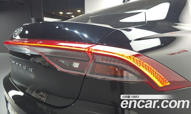 Hyundai Grandeur 2023 — photo 9