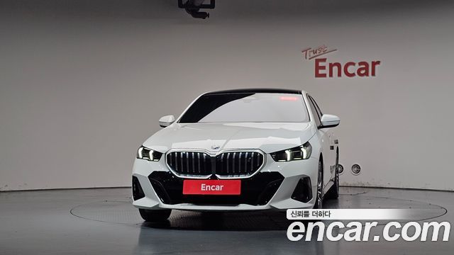 BMW i5 2025 — photo 3