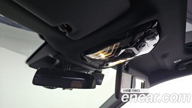 BMW i5 2025 — photo 23