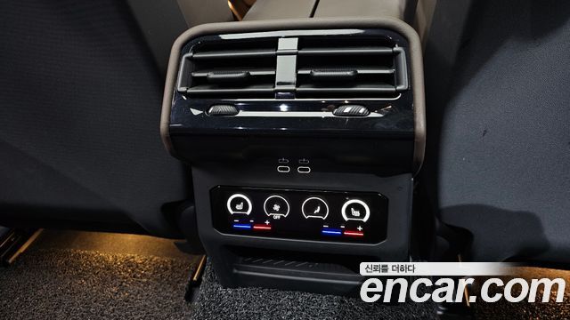 BMW i5 2025 — photo 25