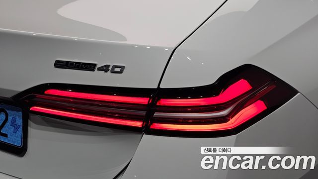 BMW i5 2025 — photo 9