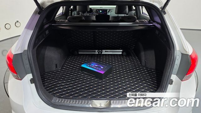 Hyundai i40 2016 — photo 20