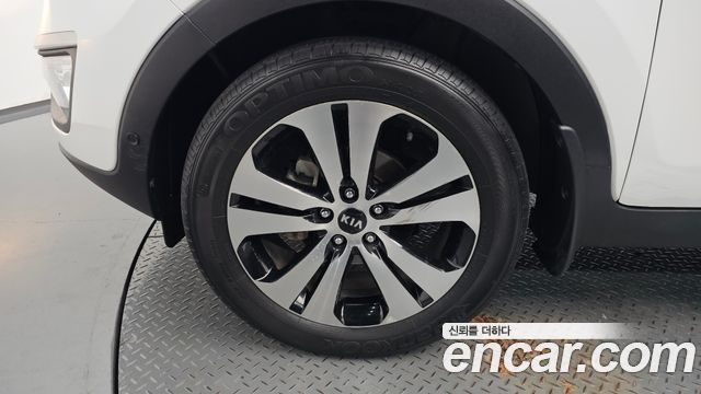 Kia Sportage 2011 — photo 5