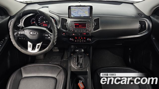 Kia Sportage 2011 — photo 7