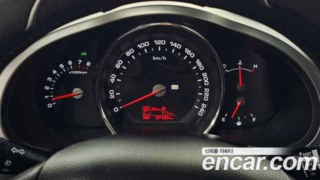 Kia Sportage 2011 — photo 8