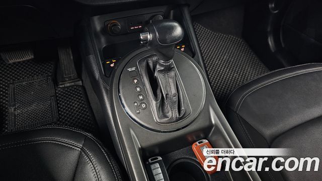 Kia Sportage 2011 — photo 9