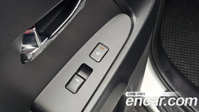 Kia Sportage 2011 — photo 18