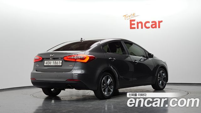 Kia K3 2013 — photo 2