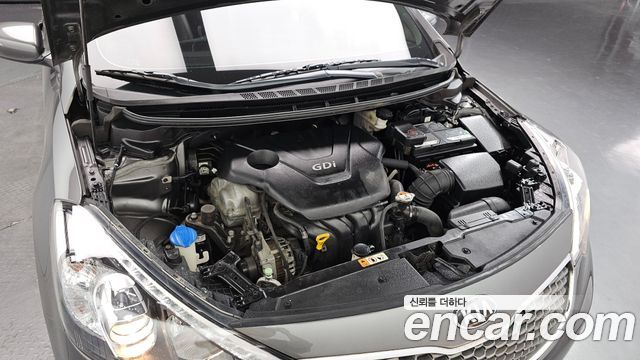 Kia K3 2013 — photo 6