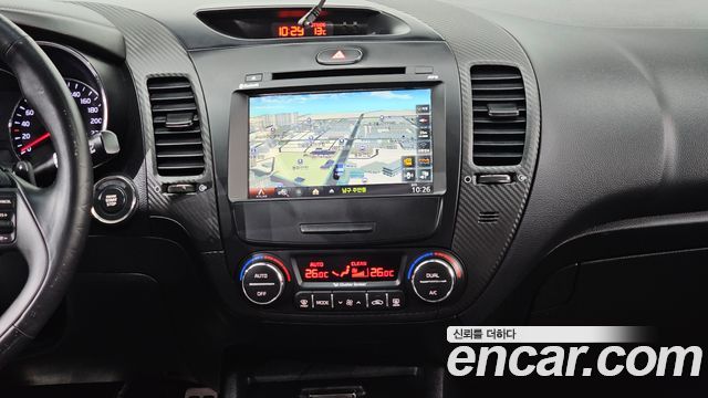 Kia K3 2013 — photo 14