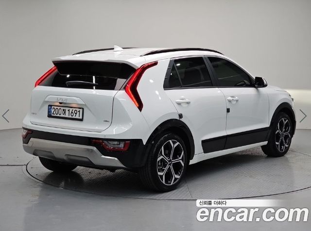 Kia Niro 2024 — photo 4