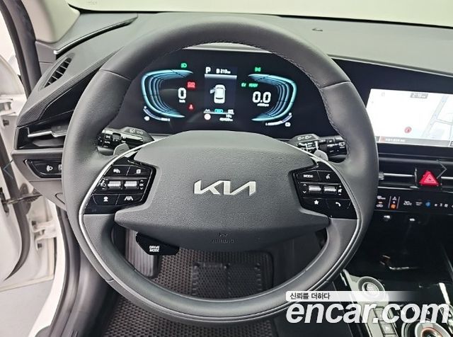 Kia Niro 2024 — photo 9