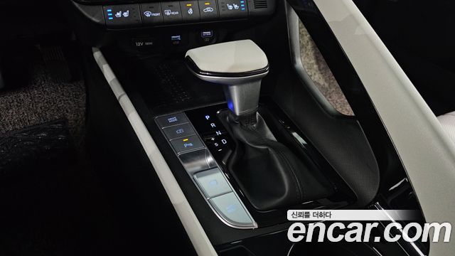 Hyundai AVANTE 2022 — photo 9