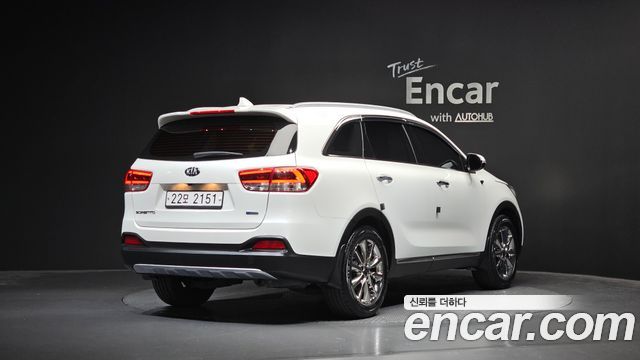 Kia Sorento 2015 — photo 2