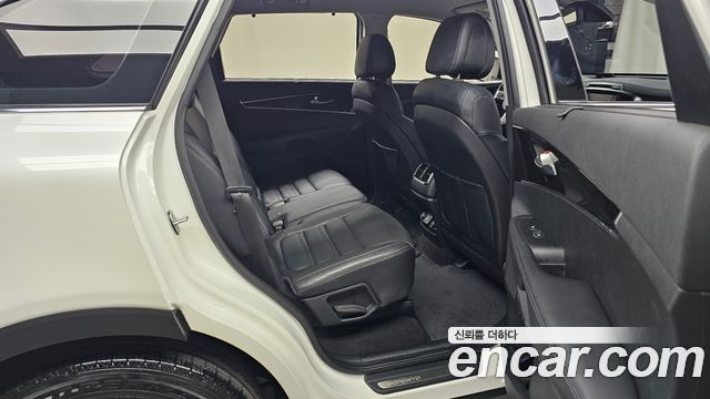 Kia Sorento 2015 — photo 17
