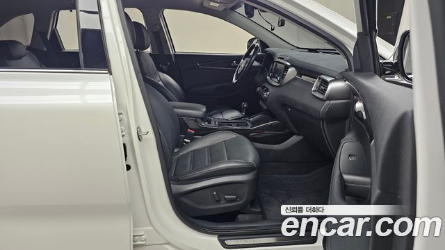 Kia Sorento 2015 — photo 16
