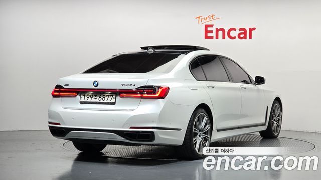BMW 7-Series 2020 — photo 2