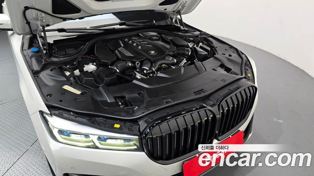 BMW 7-Series 2020 — photo 6
