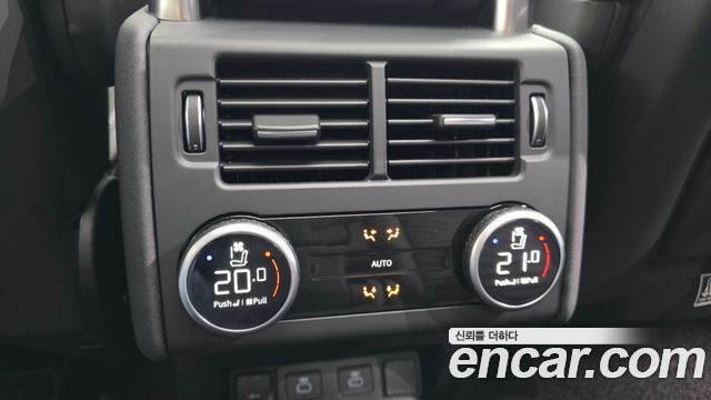 Land Rover Discovery 2026 — photo 18