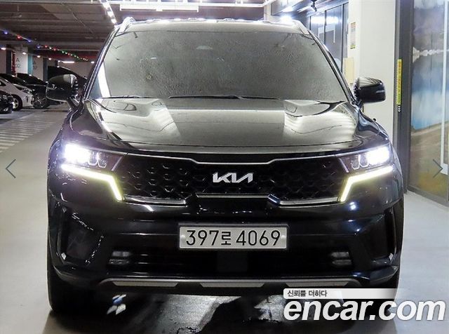 Kia Sorento 2023 — photo 1