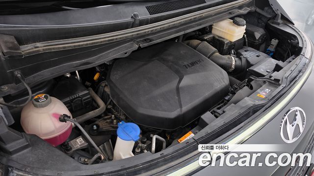 Hyundai Staria 2022 — photo 6