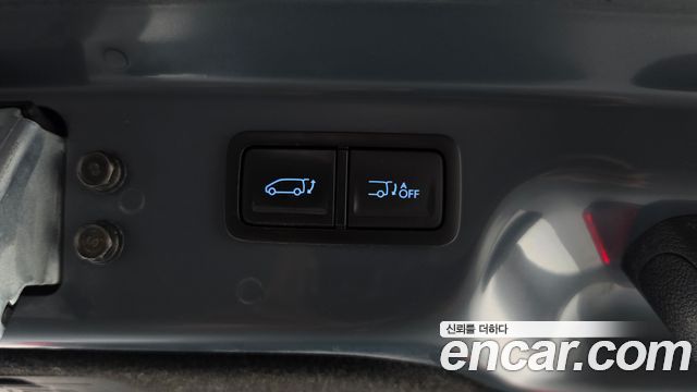 Hyundai Staria 2022 — photo 22