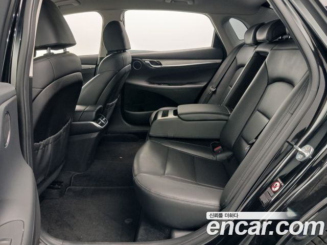 Hyundai Grandeur 2022 — photo 16