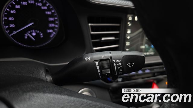 Hyundai AVANTE 2020 — photo 25