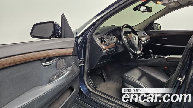 BMW Gran Turismo 2011 — photo 13