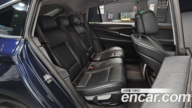 BMW Gran Turismo 2011 — photo 17