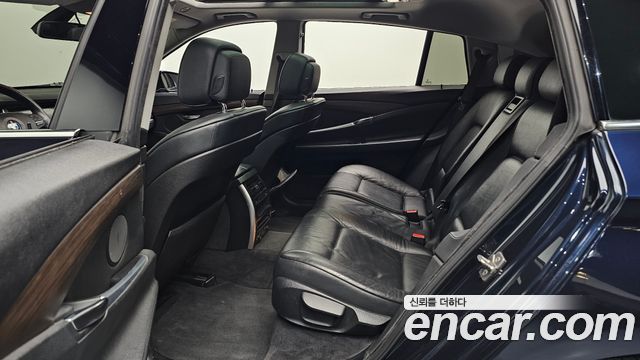 BMW Gran Turismo 2011 — photo 18