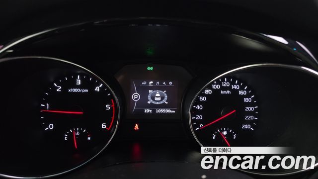Kia Canival 2016 — photo 8